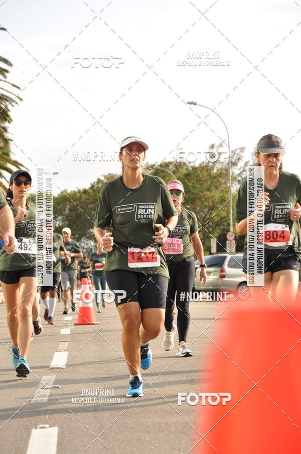 Buy your photos of the eventSANTANDER TRACK&FIELD RUN SERIES Shopping Vitria on Fotop