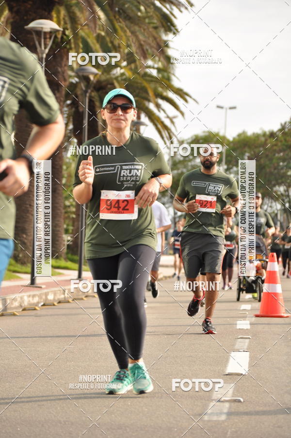 Buy your photos of the eventSANTANDER TRACK&FIELD RUN SERIES Shopping Vitria on Fotop