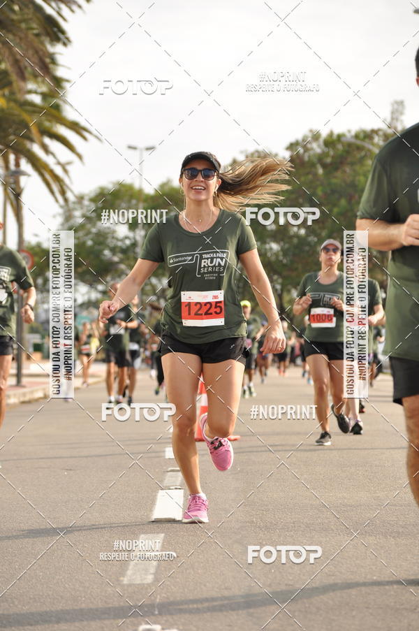 Buy your photos of the eventSANTANDER TRACK&FIELD RUN SERIES Shopping Vitria on Fotop