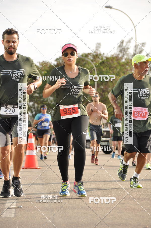 Buy your photos of the eventSANTANDER TRACK&FIELD RUN SERIES Shopping Vitria on Fotop