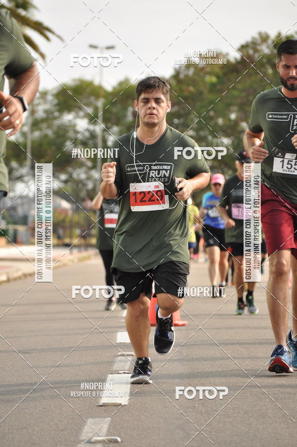 Buy your photos of the eventSANTANDER TRACK&FIELD RUN SERIES Shopping Vitria on Fotop