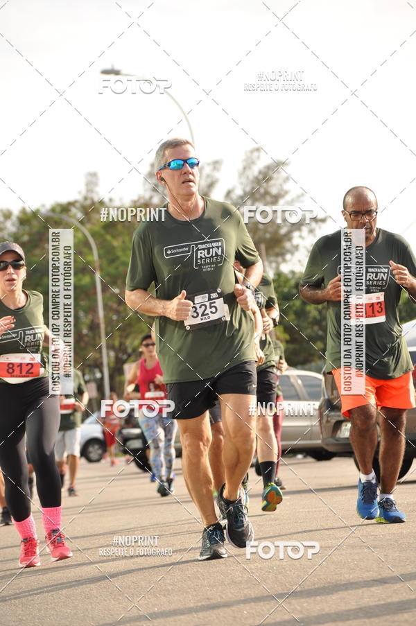 Buy your photos of the eventSANTANDER TRACK&FIELD RUN SERIES Shopping Vitria on Fotop