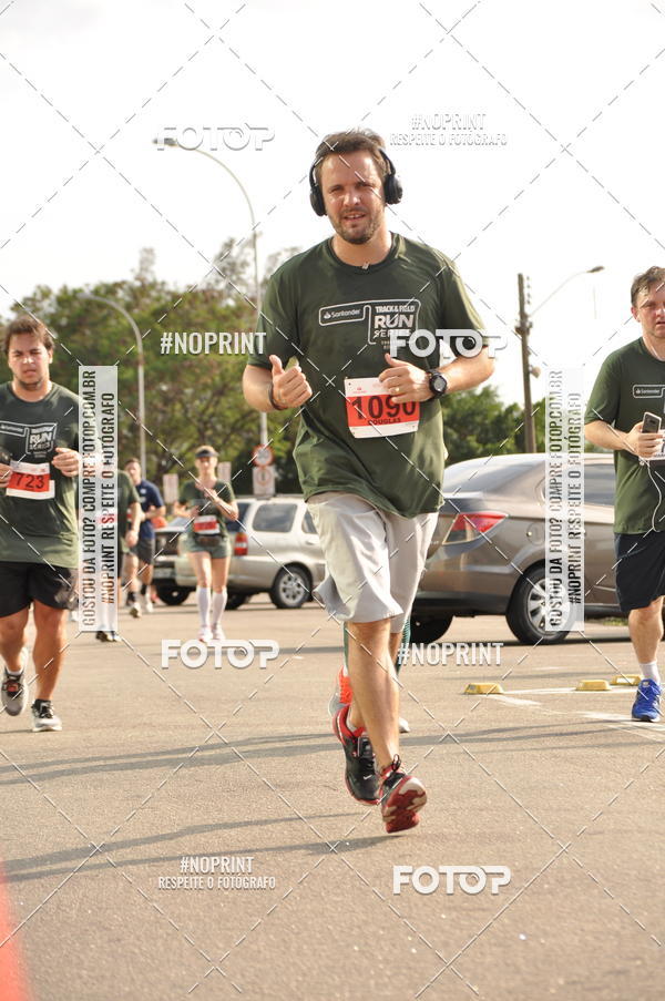 Buy your photos of the eventSANTANDER TRACK&FIELD RUN SERIES Shopping Vitria on Fotop