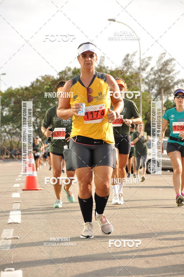 Buy your photos of the eventSANTANDER TRACK&FIELD RUN SERIES Shopping Vitria on Fotop