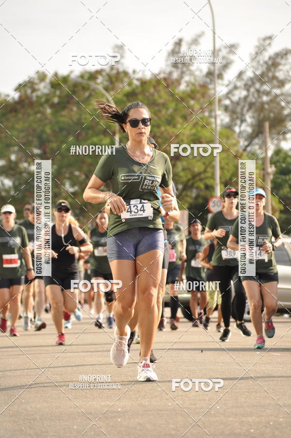 Buy your photos of the eventSANTANDER TRACK&FIELD RUN SERIES Shopping Vitria on Fotop