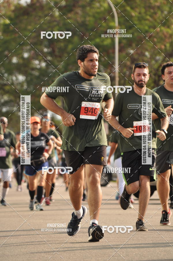 Buy your photos of the eventSANTANDER TRACK&FIELD RUN SERIES Shopping Vitria on Fotop