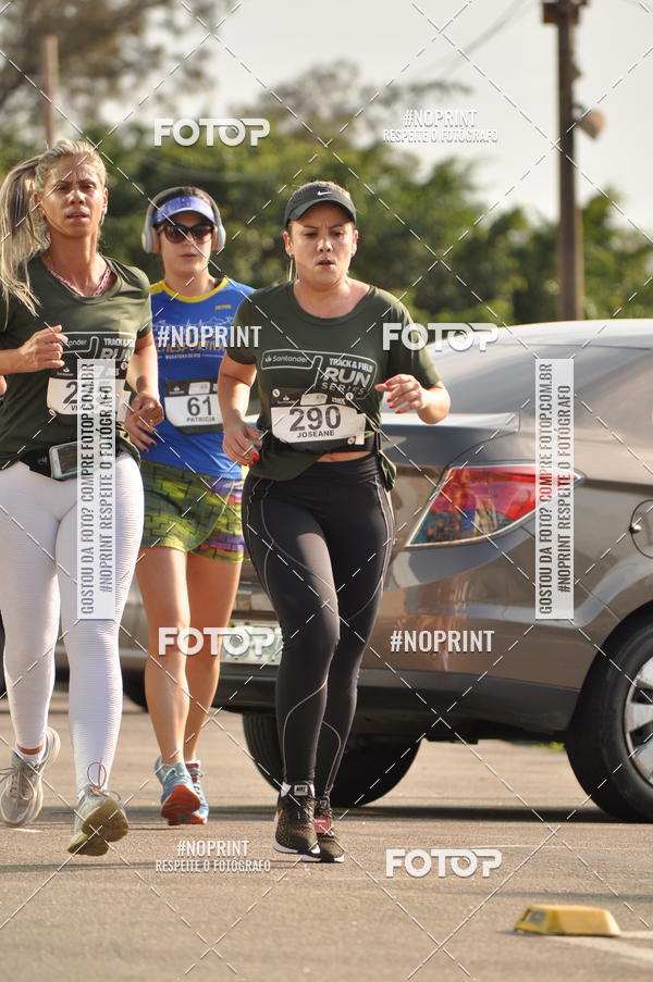 Buy your photos of the eventSANTANDER TRACK&FIELD RUN SERIES Shopping Vitria on Fotop