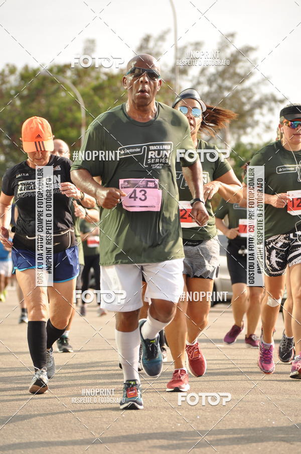 Buy your photos of the eventSANTANDER TRACK&FIELD RUN SERIES Shopping Vitria on Fotop