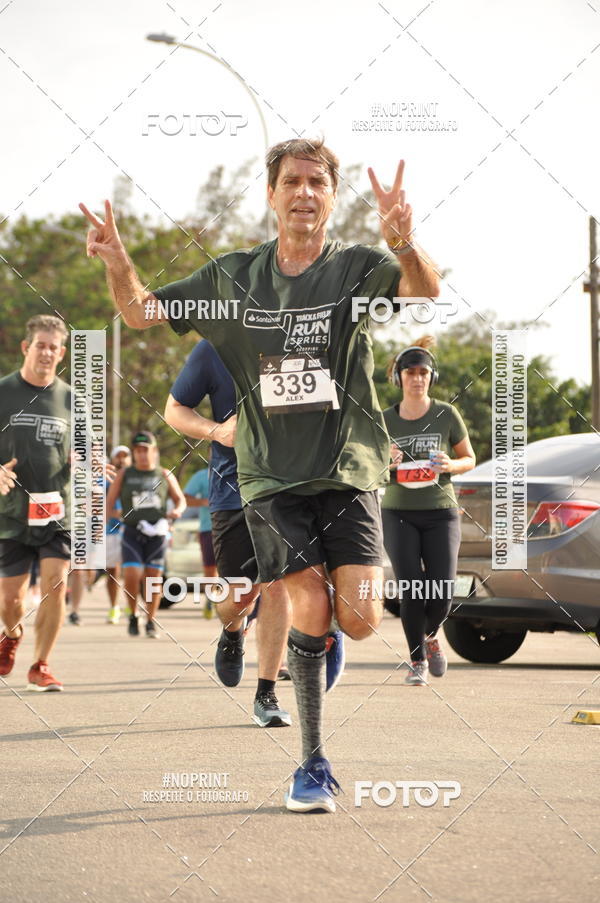 Buy your photos of the eventSANTANDER TRACK&FIELD RUN SERIES Shopping Vitria on Fotop