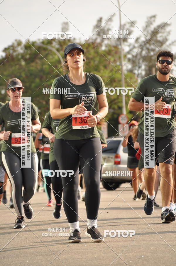 Buy your photos of the eventSANTANDER TRACK&FIELD RUN SERIES Shopping Vitria on Fotop