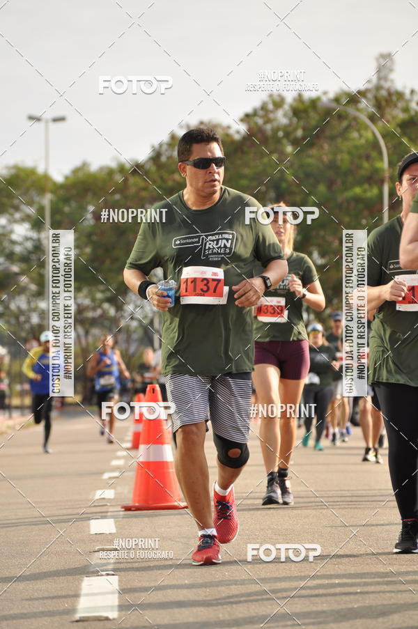 Buy your photos of the eventSANTANDER TRACK&FIELD RUN SERIES Shopping Vitria on Fotop