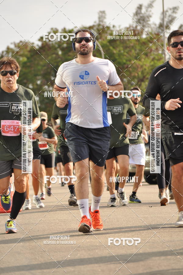 Buy your photos of the eventSANTANDER TRACK&FIELD RUN SERIES Shopping Vitria on Fotop