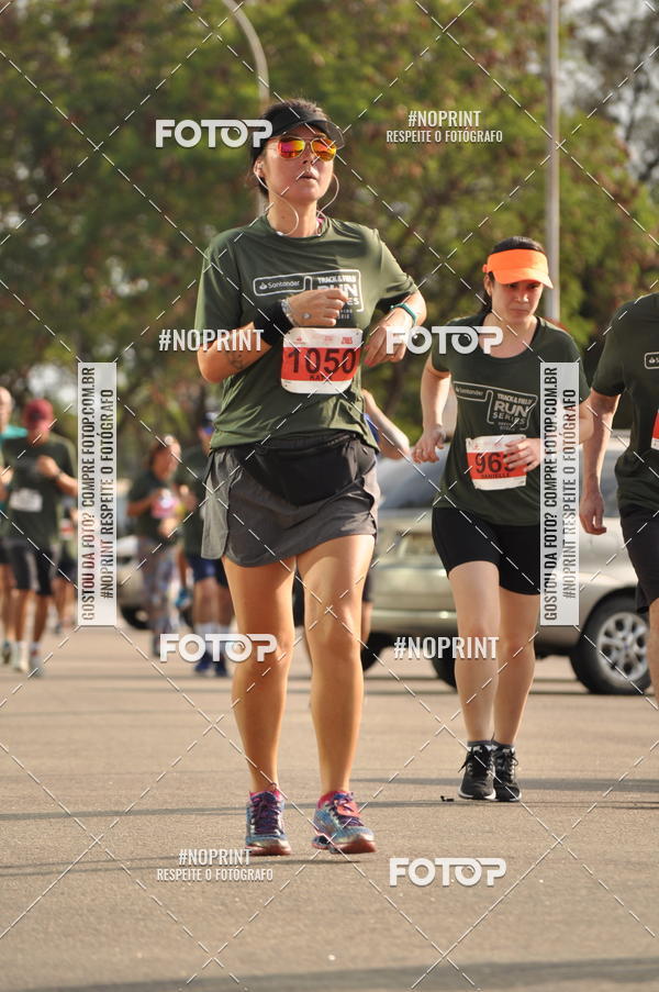 Buy your photos of the eventSANTANDER TRACK&FIELD RUN SERIES Shopping Vitria on Fotop