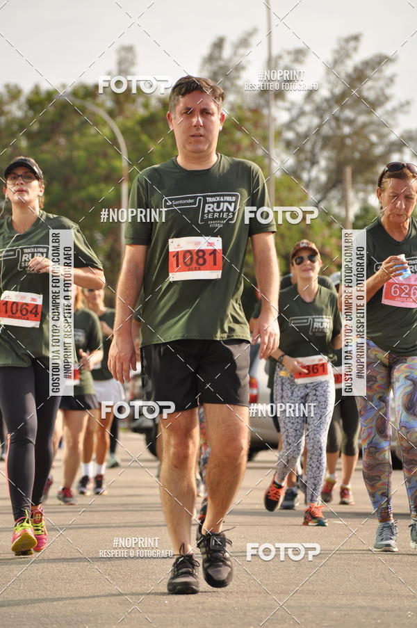 Buy your photos of the eventSANTANDER TRACK&FIELD RUN SERIES Shopping Vitria on Fotop