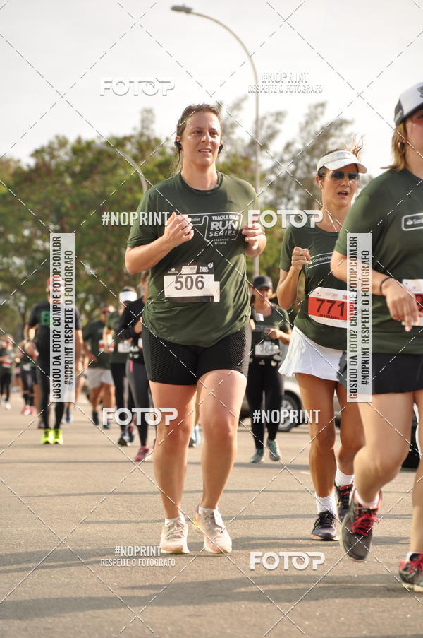 Buy your photos of the eventSANTANDER TRACK&FIELD RUN SERIES Shopping Vitria on Fotop