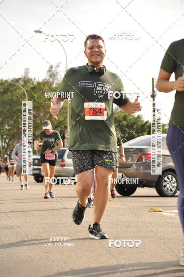 Buy your photos of the eventSANTANDER TRACK&FIELD RUN SERIES Shopping Vitria on Fotop