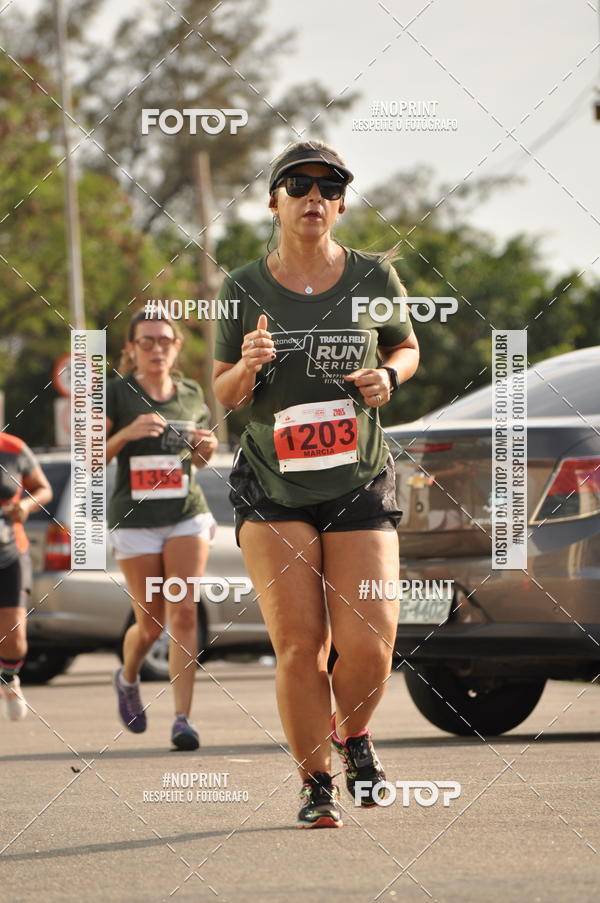 Buy your photos of the eventSANTANDER TRACK&FIELD RUN SERIES Shopping Vitria on Fotop