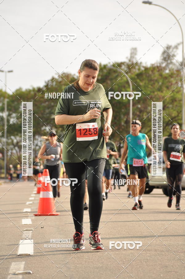 Buy your photos of the eventSANTANDER TRACK&FIELD RUN SERIES Shopping Vitria on Fotop