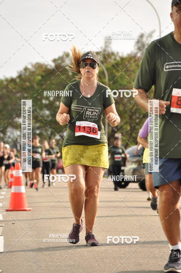 Buy your photos of the eventSANTANDER TRACK&FIELD RUN SERIES Shopping Vitria on Fotop