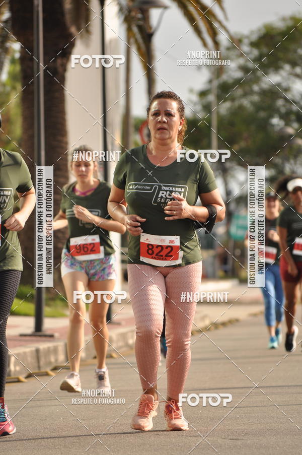 Buy your photos of the eventSANTANDER TRACK&FIELD RUN SERIES Shopping Vitria on Fotop