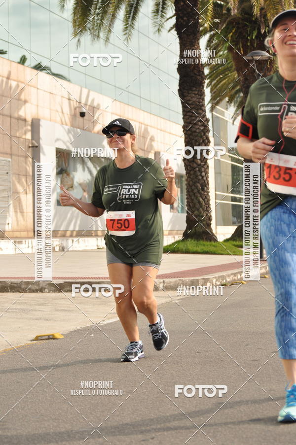 Buy your photos of the eventSANTANDER TRACK&FIELD RUN SERIES Shopping Vitria on Fotop