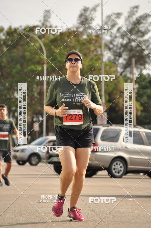 Buy your photos of the eventSANTANDER TRACK&FIELD RUN SERIES Shopping Vitria on Fotop