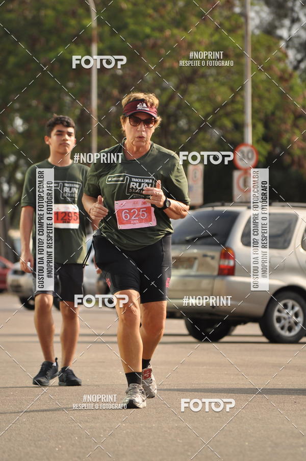 Buy your photos of the eventSANTANDER TRACK&FIELD RUN SERIES Shopping Vitria on Fotop