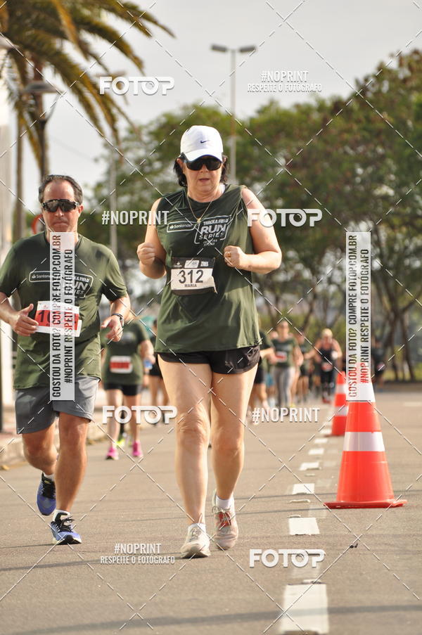 Buy your photos of the eventSANTANDER TRACK&FIELD RUN SERIES Shopping Vitria on Fotop