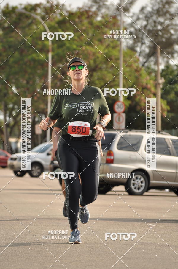 Buy your photos of the eventSANTANDER TRACK&FIELD RUN SERIES Shopping Vitria on Fotop