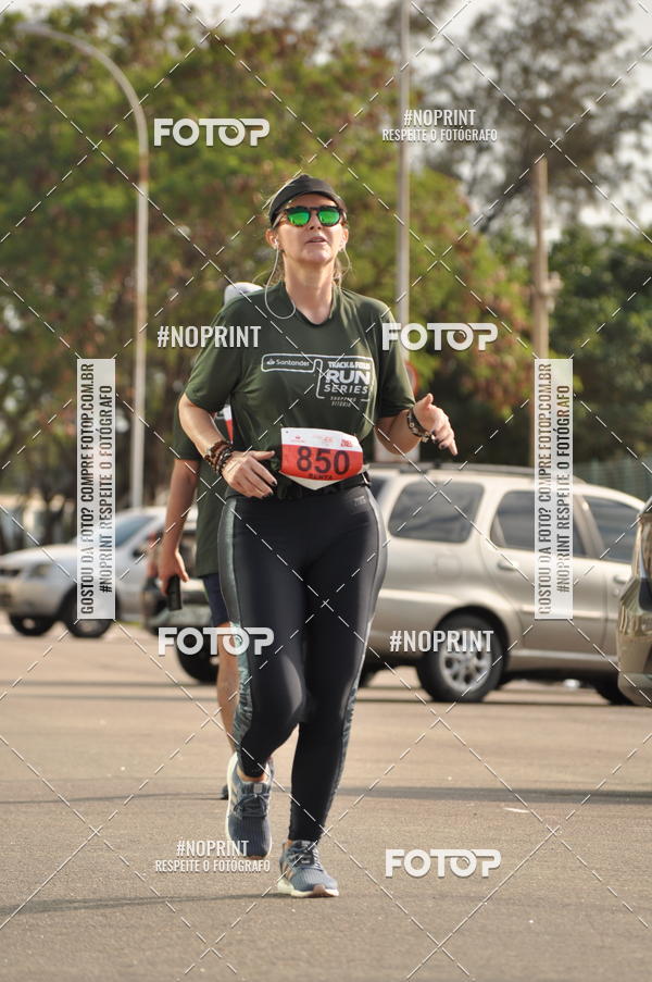 Buy your photos of the eventSANTANDER TRACK&FIELD RUN SERIES Shopping Vitria on Fotop