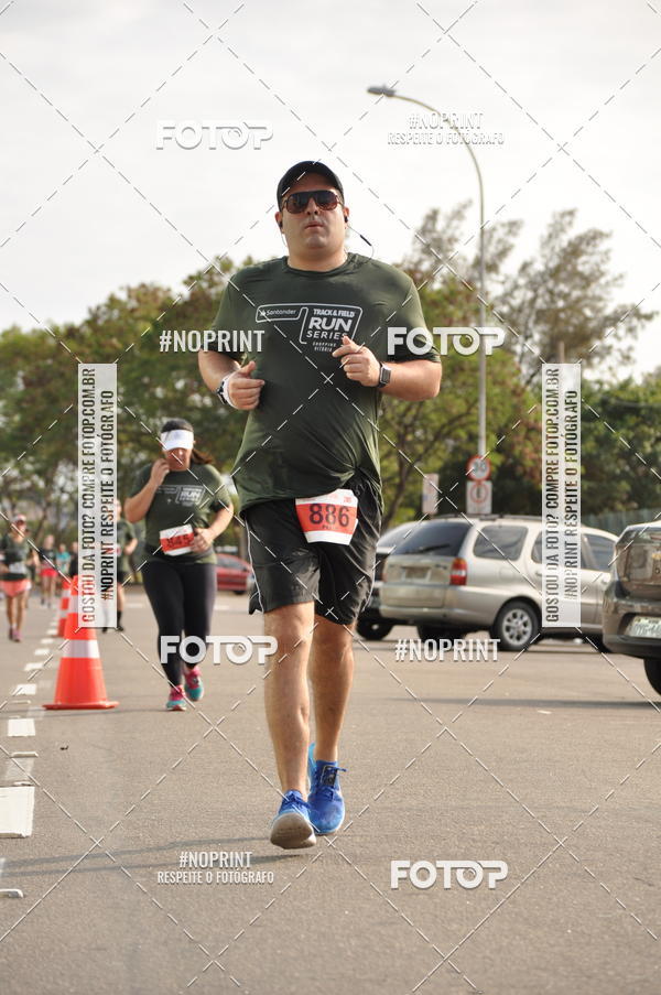 Buy your photos of the eventSANTANDER TRACK&FIELD RUN SERIES Shopping Vitria on Fotop