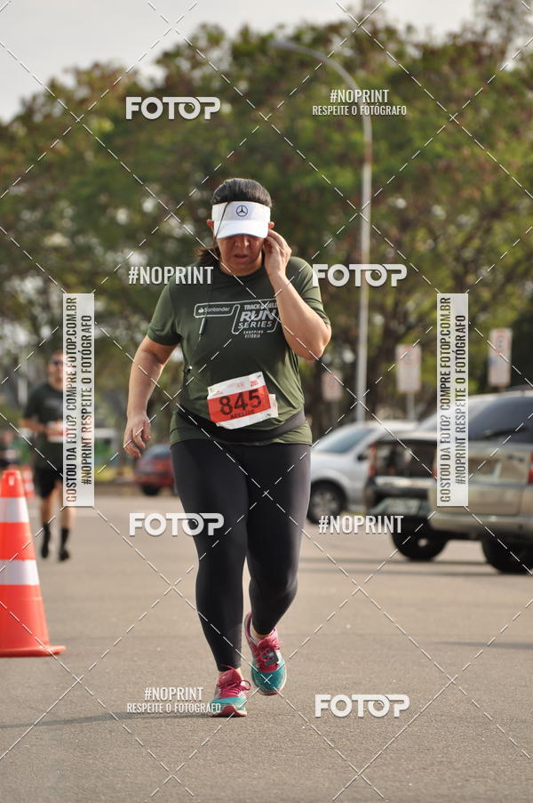 Buy your photos of the eventSANTANDER TRACK&FIELD RUN SERIES Shopping Vitria on Fotop