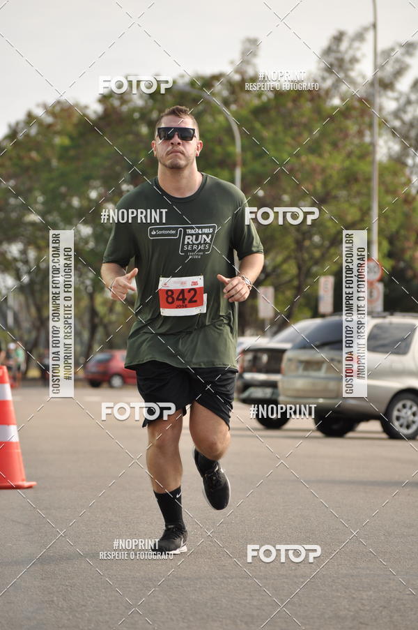 Buy your photos of the eventSANTANDER TRACK&FIELD RUN SERIES Shopping Vitria on Fotop