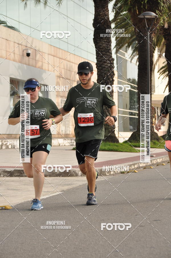 Buy your photos of the eventSANTANDER TRACK&FIELD RUN SERIES Shopping Vitria on Fotop