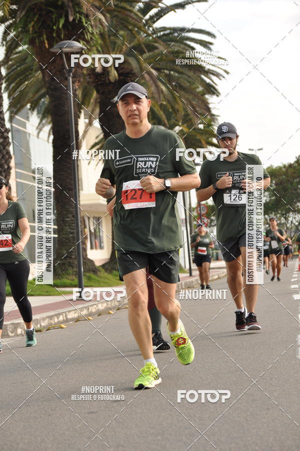 Buy your photos of the eventSANTANDER TRACK&FIELD RUN SERIES Shopping Vitria on Fotop