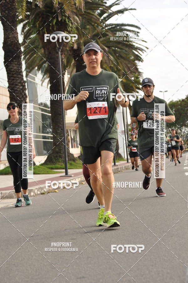 Buy your photos of the eventSANTANDER TRACK&FIELD RUN SERIES Shopping Vitria on Fotop