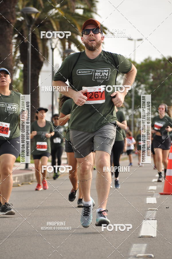 Buy your photos of the eventSANTANDER TRACK&FIELD RUN SERIES Shopping Vitria on Fotop