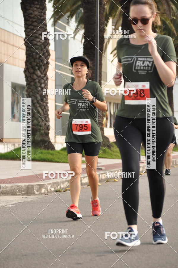 Buy your photos of the eventSANTANDER TRACK&FIELD RUN SERIES Shopping Vitria on Fotop