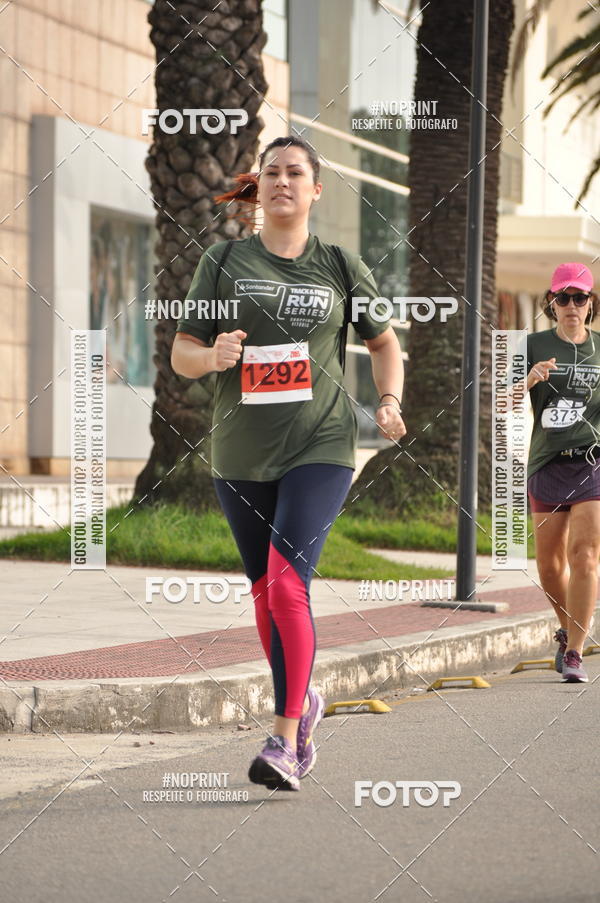 Buy your photos of the eventSANTANDER TRACK&FIELD RUN SERIES Shopping Vitria on Fotop