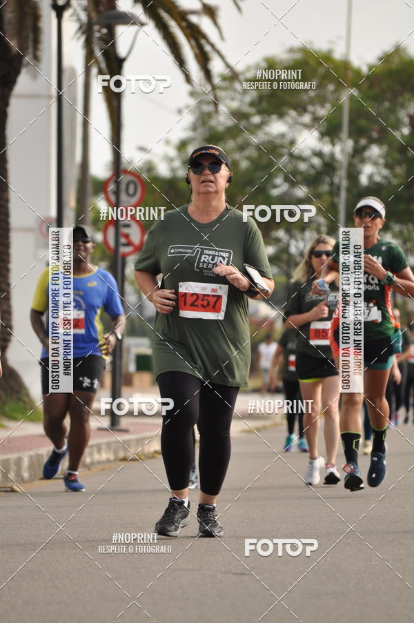 Buy your photos of the eventSANTANDER TRACK&FIELD RUN SERIES Shopping Vitria on Fotop