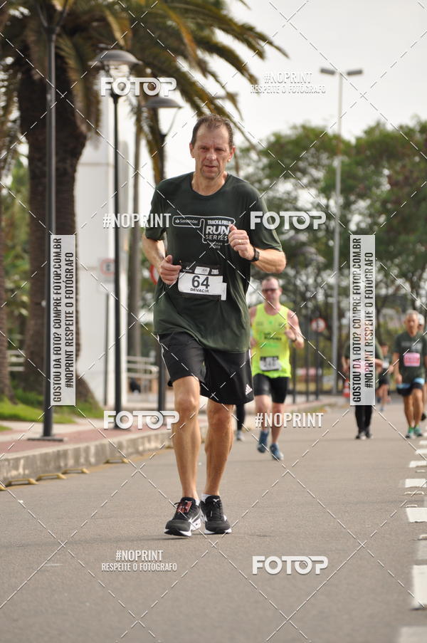 Buy your photos of the eventSANTANDER TRACK&FIELD RUN SERIES Shopping Vitria on Fotop