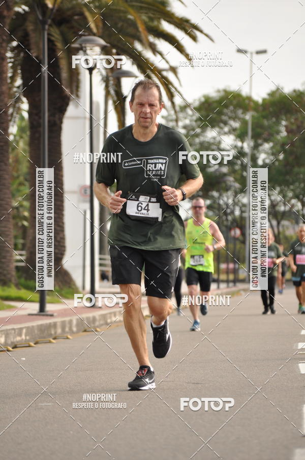 Buy your photos of the eventSANTANDER TRACK&FIELD RUN SERIES Shopping Vitria on Fotop