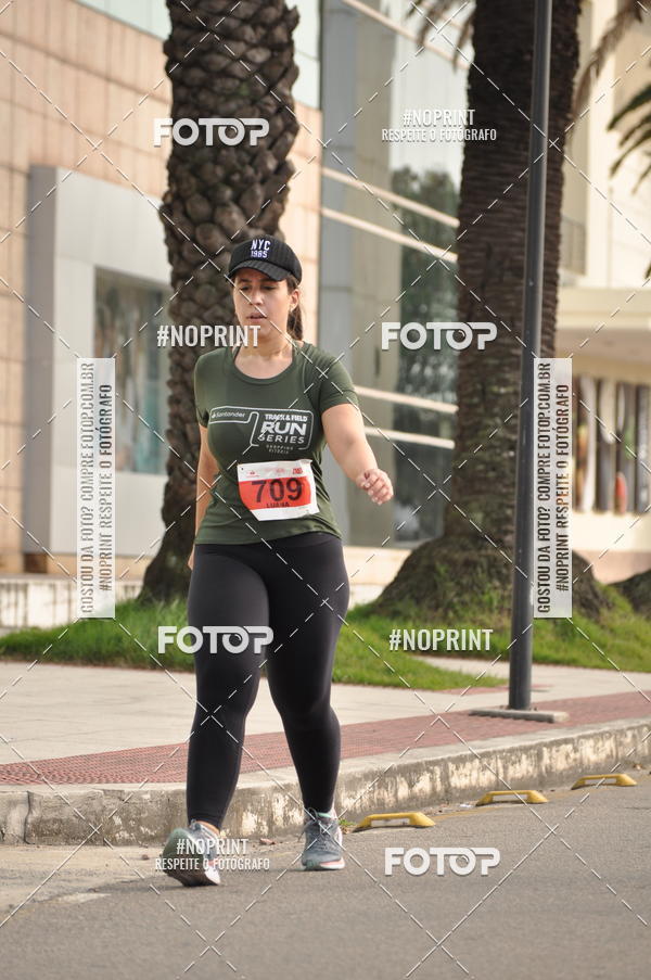 Buy your photos of the eventSANTANDER TRACK&FIELD RUN SERIES Shopping Vitria on Fotop