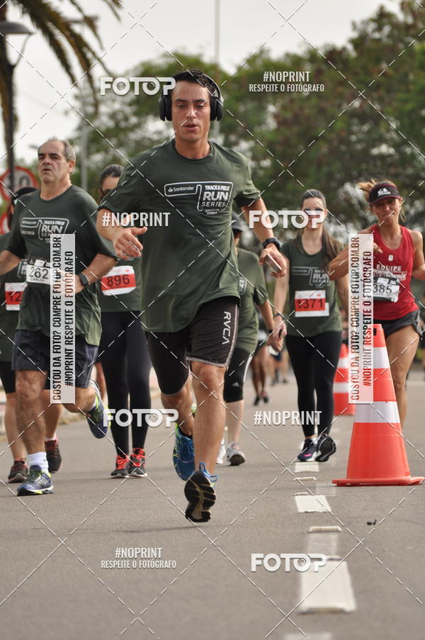 Buy your photos of the eventSANTANDER TRACK&FIELD RUN SERIES Shopping Vitria on Fotop