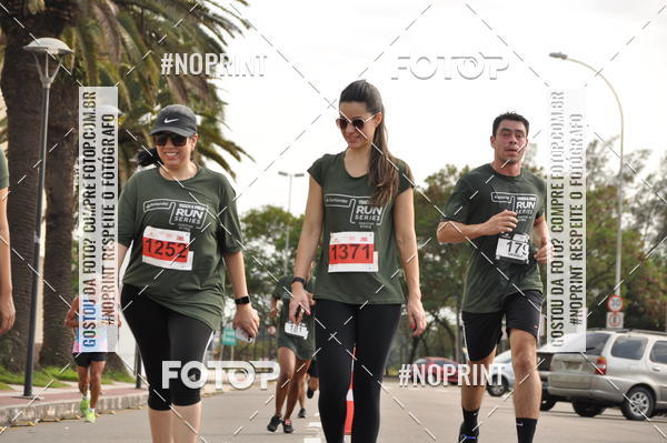 Buy your photos of the eventSANTANDER TRACK&FIELD RUN SERIES Shopping Vitria on Fotop
