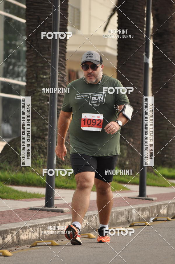 Buy your photos of the eventSANTANDER TRACK&FIELD RUN SERIES Shopping Vitria on Fotop