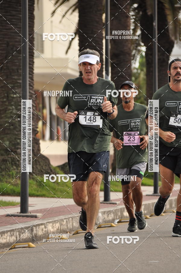 Buy your photos of the eventSANTANDER TRACK&FIELD RUN SERIES Shopping Vitria on Fotop