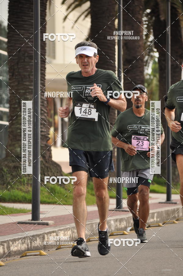 Buy your photos of the eventSANTANDER TRACK&FIELD RUN SERIES Shopping Vitria on Fotop