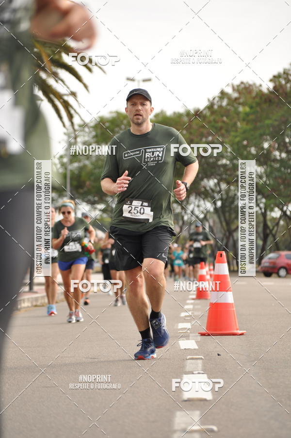 Buy your photos of the eventSANTANDER TRACK&FIELD RUN SERIES Shopping Vitria on Fotop