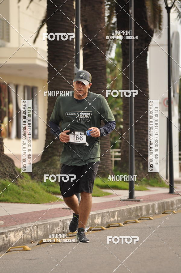 Buy your photos of the eventSANTANDER TRACK&FIELD RUN SERIES Shopping Vitria on Fotop